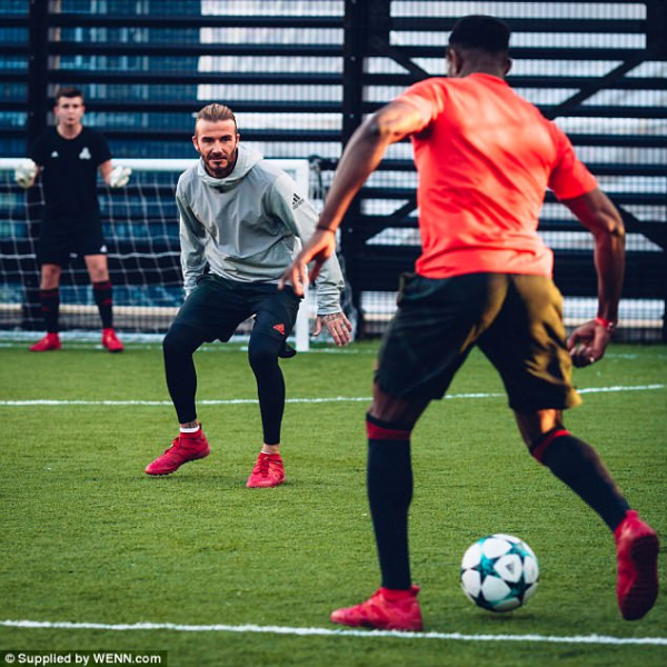 貝克漢 x 愛迪達 Accelerator Ultra Boost 鞋款超夯　上架後 3 色全被掃空！