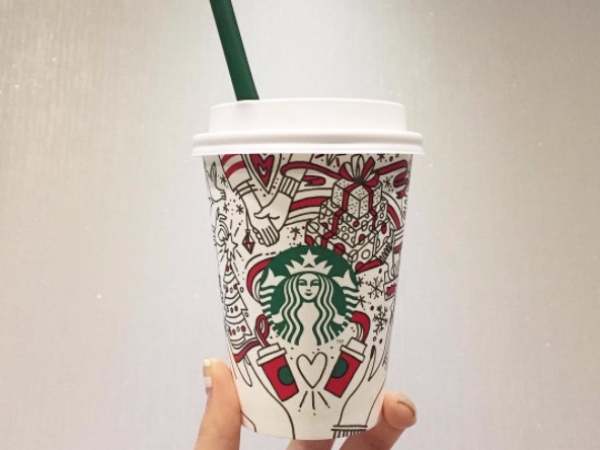 11 月最火打卡景點就它！全球獨有「Starbucks At home」帶你進入耶誕溫馨氣息！