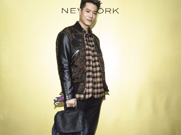 〔閃亮燒貨〕周湯豪現身 COACH HOLIDAY 系列限定概念店 表示：「我覺得女生今年有＿＿會超吸引我目光！