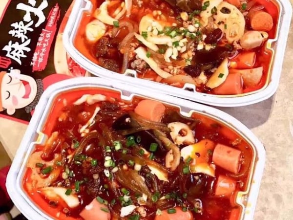 ﹝單身汪汪旺﹞在家也能吃麻辣鍋！盤點超夯「單身料理 TOP 3」，網友：邊緣人都買一箱在家屯