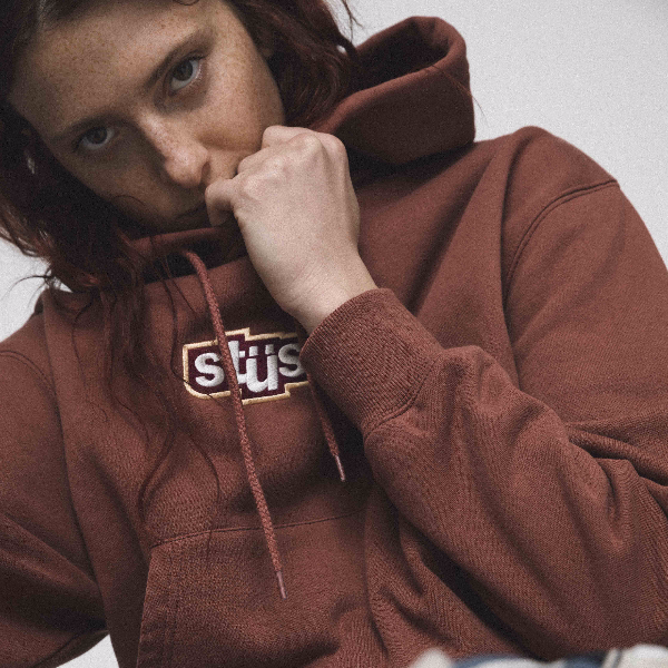 STÜSSY WOMEN HOLIDAY 2017