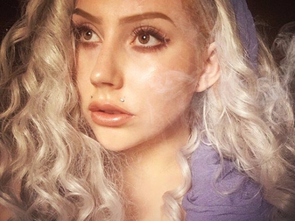女神的失散姊妹花？！這位加州女生因為和 Lady Gaga 「撞臉」而火紅起來！