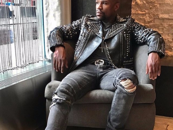不敗拳王 Floyd Mayweather 將於本月造訪中國　網友：「想看他跟馬雲來場拳賽」
