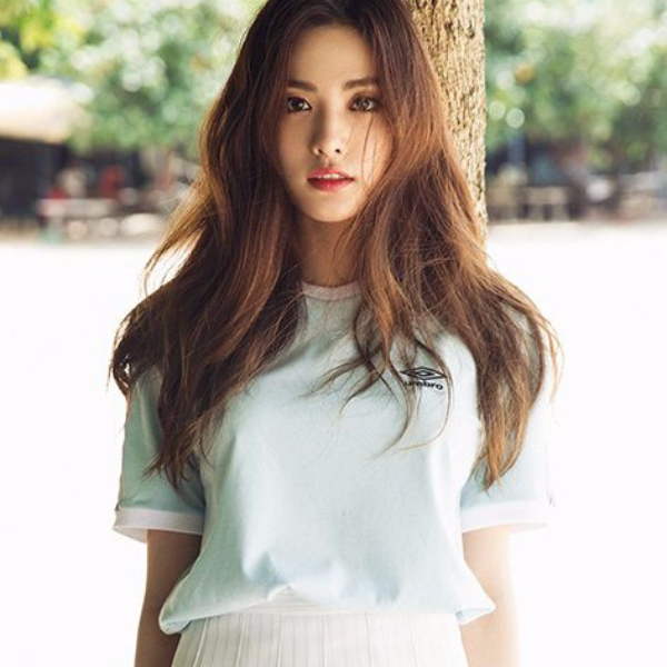 百變造型！韓國第一美女NaNa『最新穿搭』宣傳韓國票房冠軍電影《騙徒》！