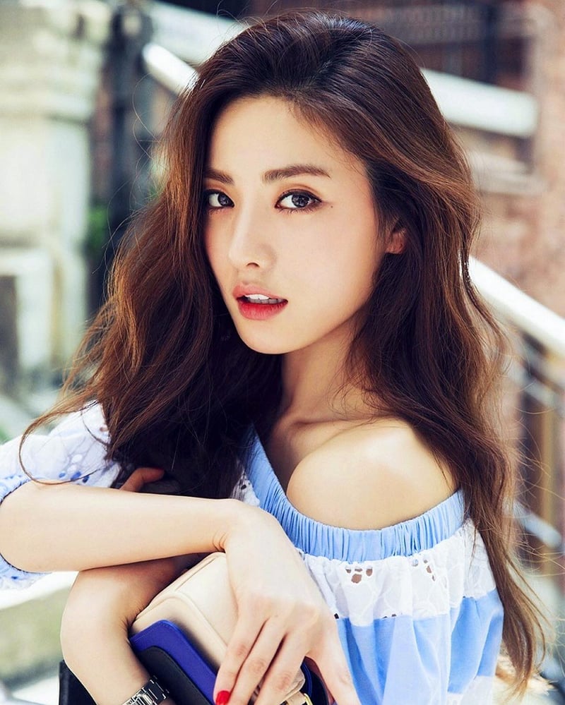 百變造型 韓國第一美女nana 最新穿搭 宣傳韓國票房冠軍電影 騙徒 Juksy 街星