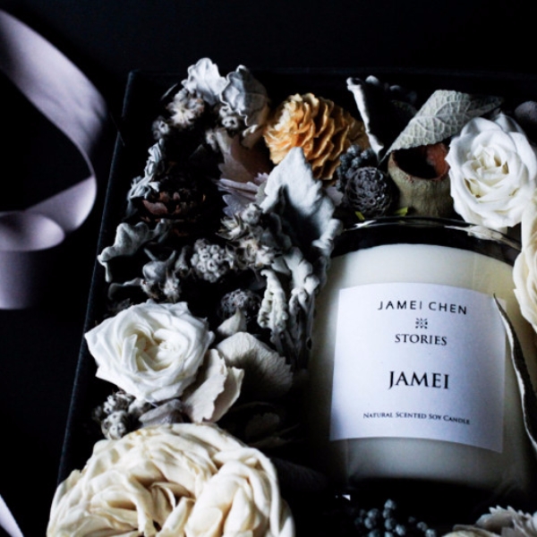 個性女神莫莉用香氛呈現三種面向	 JAMEI CHEN X STORIE 水晶瓶香氛譜寫出唯美的動人情懷