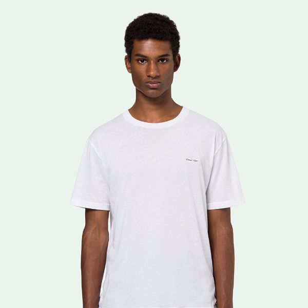 Off-White 也搞這套！秋冬新款釋出三件一組素 T 組合包