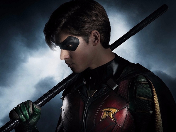 明年要出「少年悍將」影集版！最新美劇《Titans》「羅賓」角色照釋出