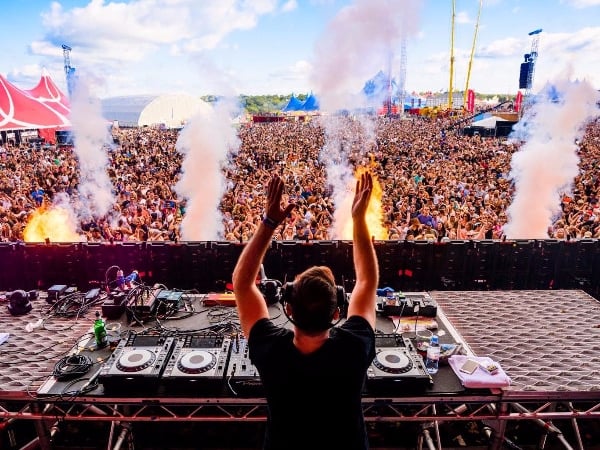 為年末「最燥電音派對」預熱！回顧 Creamfields 主秀 DJ 超強曲目 16 首