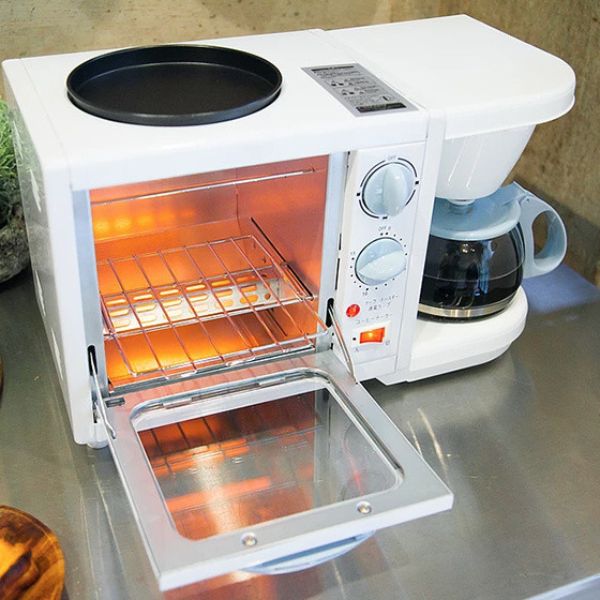 懶人必備的「早餐神器」：火腿煎蛋、多士、咖啡！一部機器輕鬆做好豐富早餐！