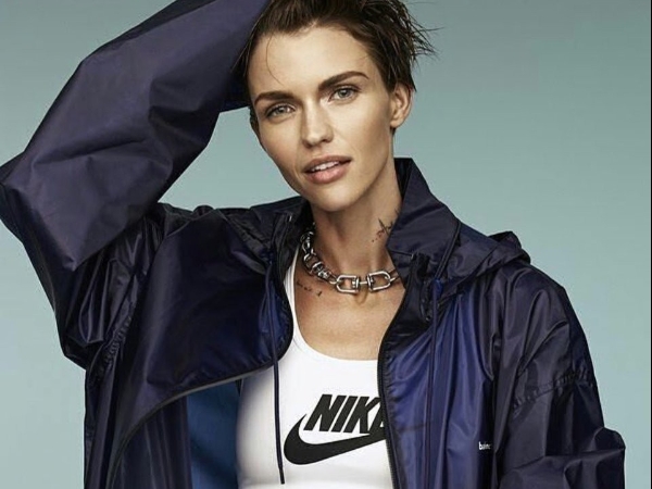 Ruby Rose 穿上 Nike 拍時尚寫真超帥氣　自爆「她是我的菜」的女明星是...