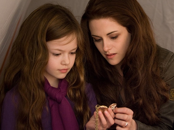 貝拉跟艾德華女兒長大了!Mackenzie Foy 與綺拉奈特莉、摩根費里曼等巨星主演《胡桃鉗與奇幻四國》