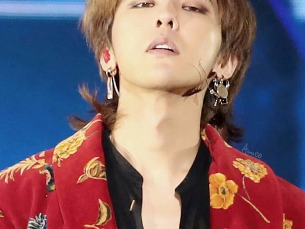 塗鴉新境界！G-DRAGON《最新穿搭》向日本大師村上隆請教「億元畫作」！