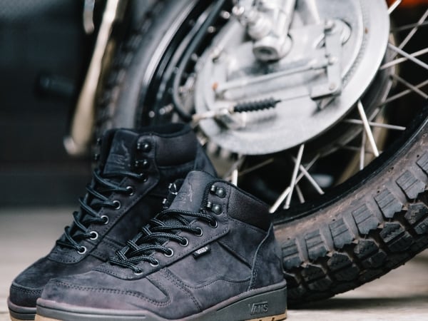 Vans 聯名、橫須賀、棋盤格都看膩了？這雙 Vans 工作機能靴更 Man！硬是要你型遍街頭！