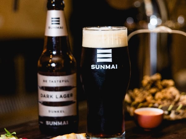 轉角遇到世界精釀啤酒冠軍! 『有閒來坐』!SUNMAI 金色三麥精釀啤酒吧安和店開幕 瞄準上班族放鬆療癒商機 進駐安和路一段酒吧黃金戰區