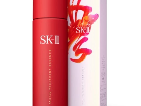 新年新夢想 由夢啟發 SK-II 2018 青春露新年限量版 全紅風貌嶄新上市 向勇於揮畫夢想 改寫命運的你致敬