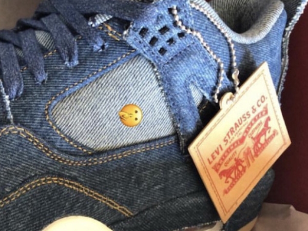 竟連吊牌也是皮標做的！Levi's x JORDAN 4 確定發售日期公開