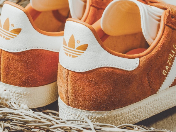 〔完售oops〕復古 × 休閒！adidas Originals GAZELLE 麂皮鞣製 經典復刻上市