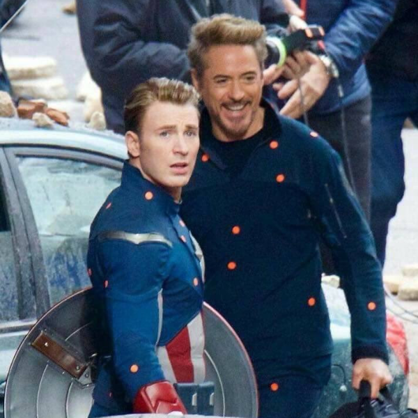 《復仇者聯盟 4》終於宣告殺青　特製「薩諾斯」大蛋糕疑似洩漏劇情？