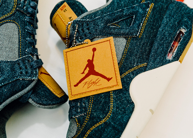 【鞋餓份子】今年最「牛」聯名登場！Air Jordan 4 x  Levi's 搶先開箱