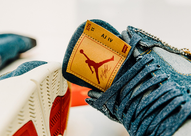 【鞋餓份子】今年最「牛」聯名登場！Air Jordan 4 x  Levi's 搶先開箱