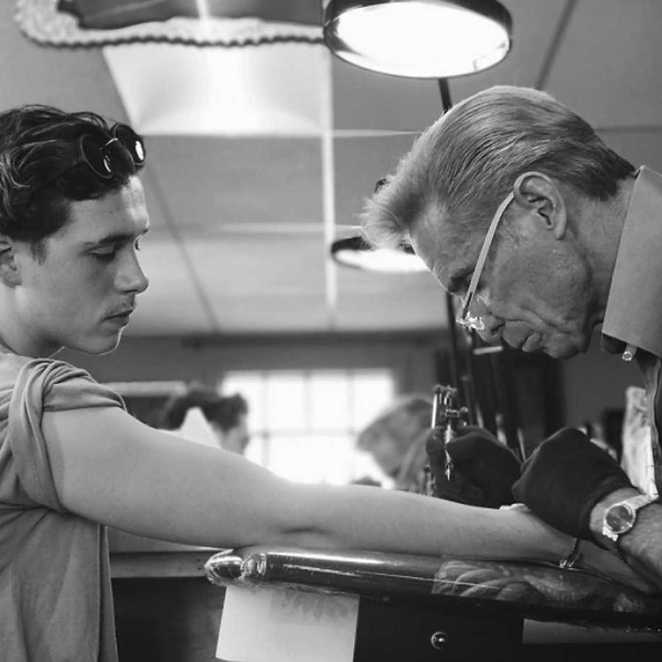 布魯克林身上增加新刺青，為了向老爸貝克漢致敬之外還有小故事！