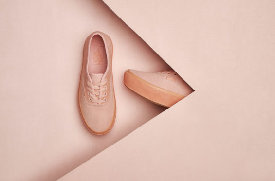 看到 Vans 這新系列「粉彩 Monotone」厚底波鞋，任誰都會一見鍾情！