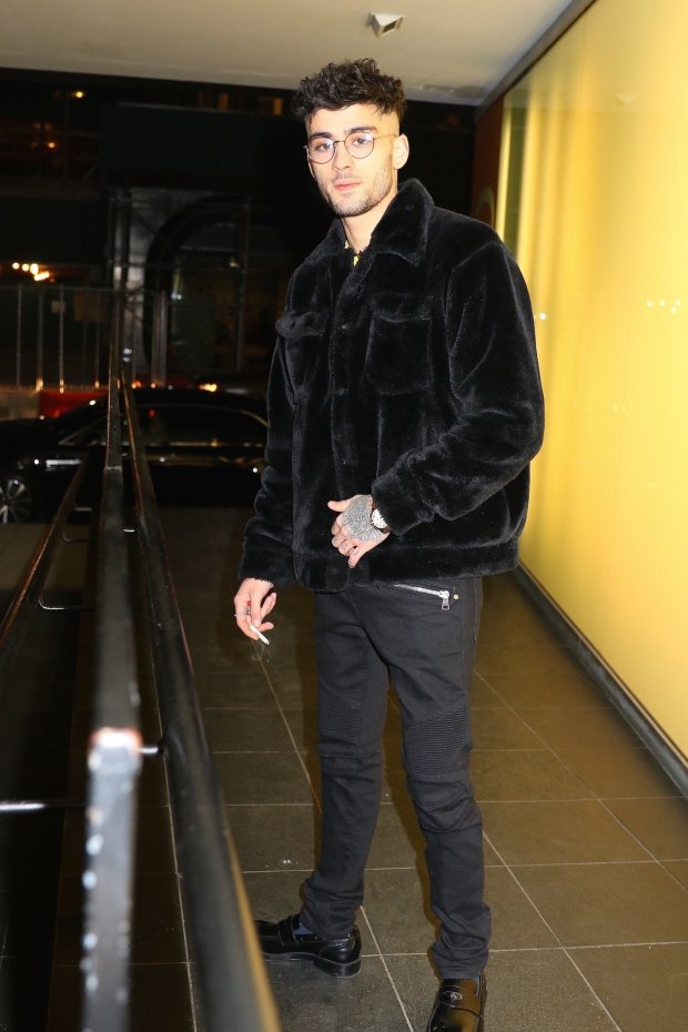 行走的時尚!「全球最會穿衣的男士」Zayn MaliK 戴「這牌」眼鏡出門,網友馬上搶光光!