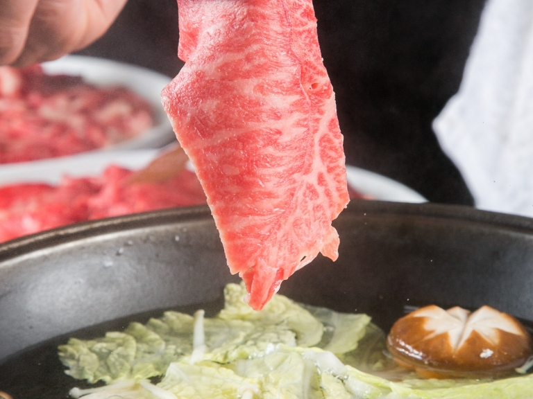 解禁啦！肉食控嗨爆，2018日本「和牛」終於來台啦！網友：免出國就能爽吃一頓！