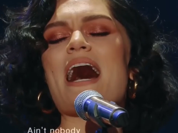 JESSIE J 再度風靡《歌手2018》，《2018湖南衛視小年夜春晚》表演一併曝光！