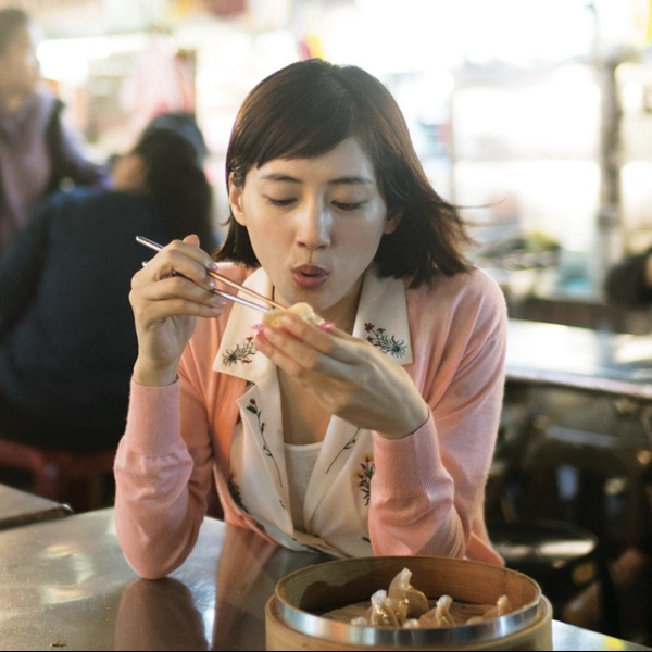 日本雜誌《FRaU》「週末台灣」特集，綾瀨遙大啖美食這些地方你認得嗎？！