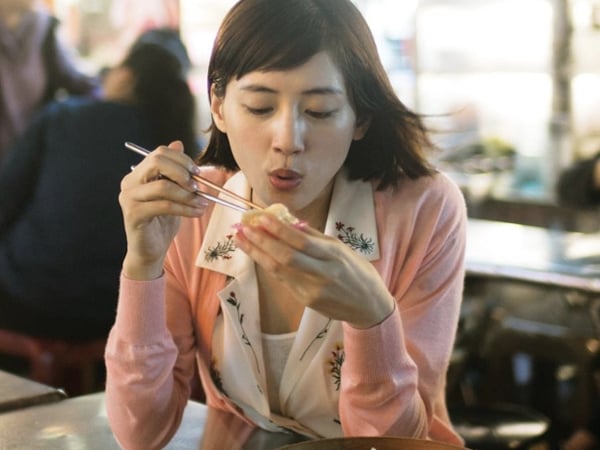 日本雜誌《FRaU》「週末台灣」特集，綾瀨遙大啖美食這些地方你認得嗎？！