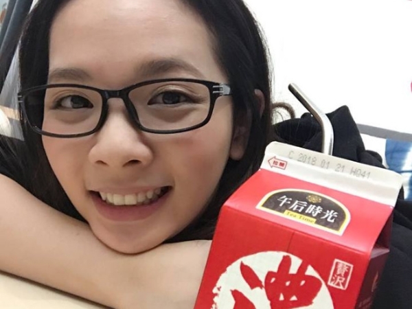 網紅女神賀年新片嚇瘋粉絲　網友熱議：以為『滴妹』去整形了