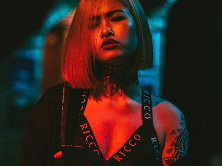 【潮妹一週間】小心別對到眼！一秒就讓你著迷的「奇女」—— Pia Kristine Cruz！