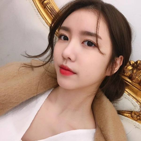 史上最雞婆美白神器！靠「先乳後水」 360 度全方位「從根透白」？