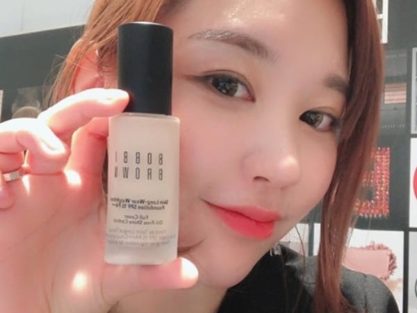 爛瘡靠它回春？ Bobbi Brown 「持久無痕輕感粉底」 薄薄一層，告別爛瘡！