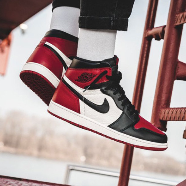 南京之亂！Air Jordan  Bred Toe 再度引發排鞋現場衝突事件