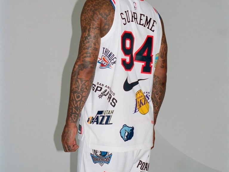 〔春搭良品〕順利搞定 NBA？特邀  J.R. Smith 演繹 Supreme X Nike X NBA 三方聯名球衣！