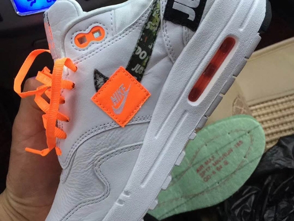 竟然不是聯名款？「 Logo-Heavy 」Nike Air Max 1 諜照搶先曝光！