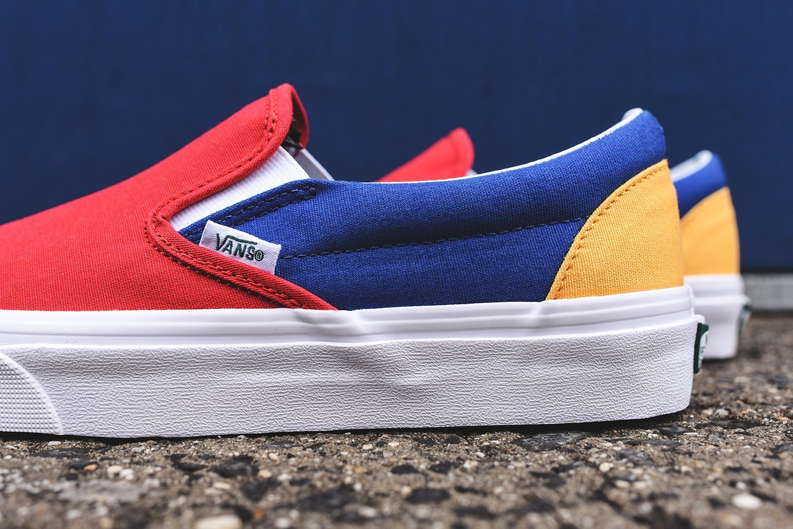 夏日鞋款怎能不高調！ Vans 推出 4 色拼接「 Yacht CIub 系列」