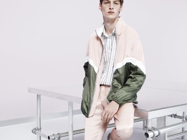 ZARA 全新春夏系列登場女裝熱情、男裝雅痞！ZARA 將帶領大家前往異國探險 感受南洋風情