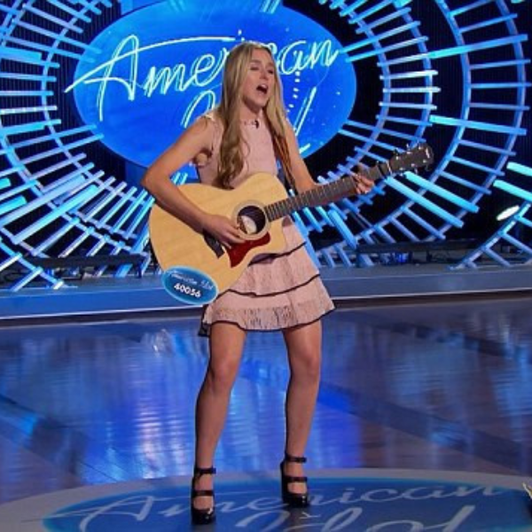 11 歲女孩唱出「史上最難聽美國國歌」　5 年後現在她參加《美國偶像》歌聲變如何？