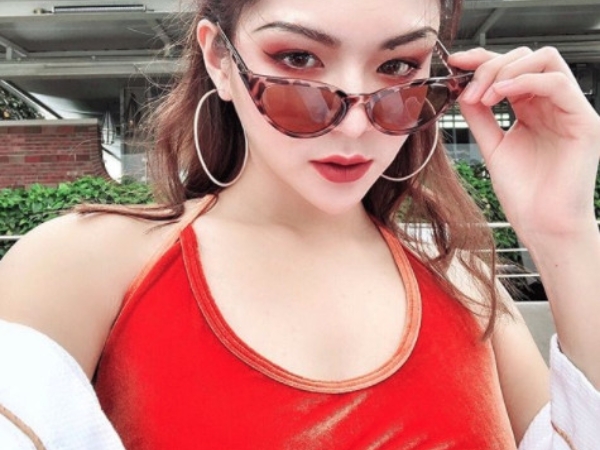【潮妹悄悄畫】自爆強迫症，一樣才罷休？帥到骨底妹子－柯柯「拒厚粉， 3 招完勝」！