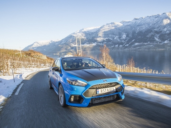 當性能小鋼炮遇見慢活北歐！全球第一部 Ford Focus RS 計程車
