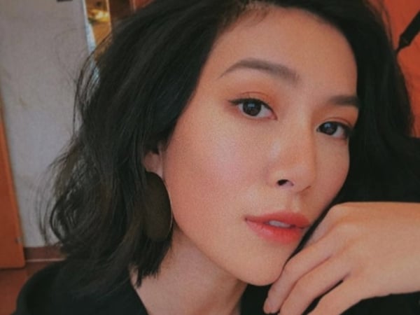 擊敗眾多 blogger 是她！「Bobbi Brown X 莫莉」聯名推出「自信粉唇膏」
