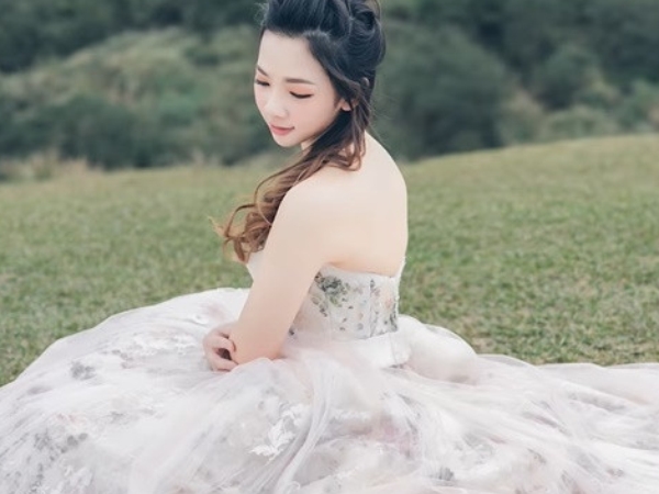 這天來的太快了！寵妹魔人「阿滴」分享「滴妹」婚紗崩潰呼：這不是真的！