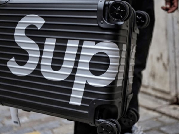 售罄報告出爐！Supreme 本周最快「被秒」的單品竟然不是 RIMOWA 旅行箱？！