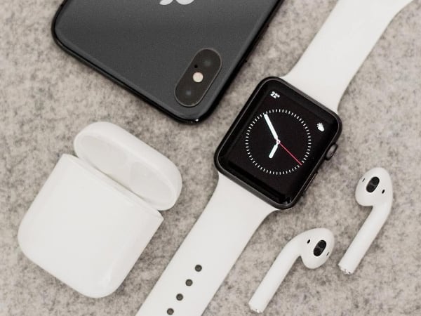 馬上看看 2018 春夏，你可以為你的 Apple Watch 換上什麼「新衣」