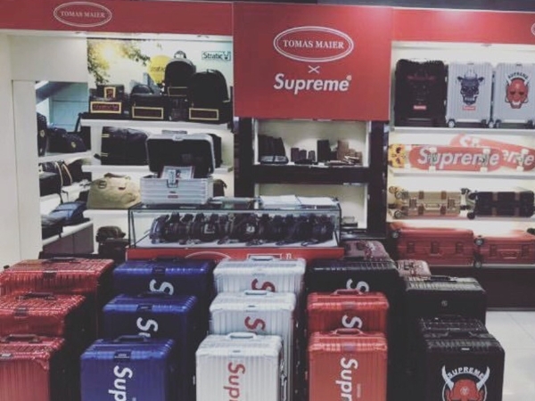 連你隔壁鄰居都想買？！看看 SUPREME x RIMOWA 的發售在各地引起了什麼現象