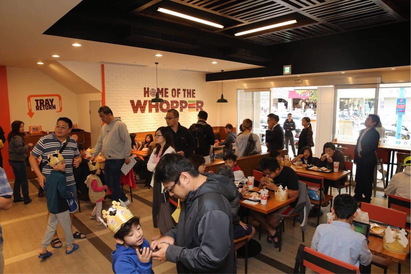 全球連鎖速食品牌展店進行式，強勢回歸台灣市場！漢堡王聽到你的心聲．火烤美味顛覆蘆洲人的胃